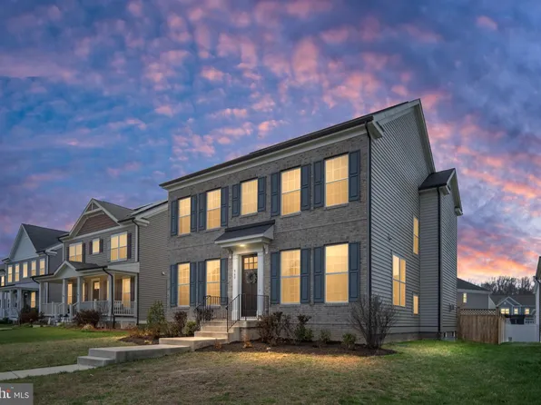 960 Coastal Ave, Stafford, VA 22554