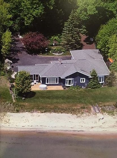 1st image of N689 Marine Dr