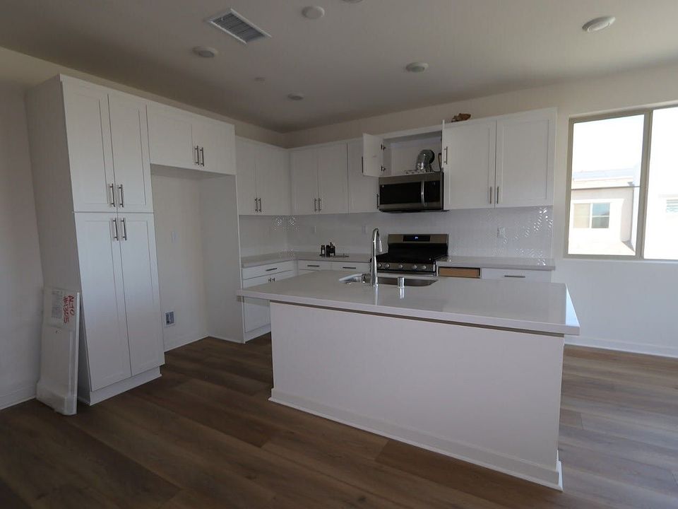 1st image of 3650 E Peckham Paseo #5