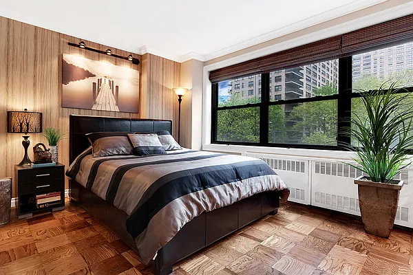 Sold by Cooper & Cooper Real Estate | media 3
