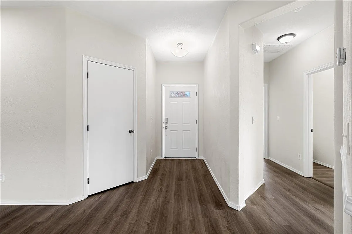 633, ID # 2540 Bethany Court - 1 — Photo 4
