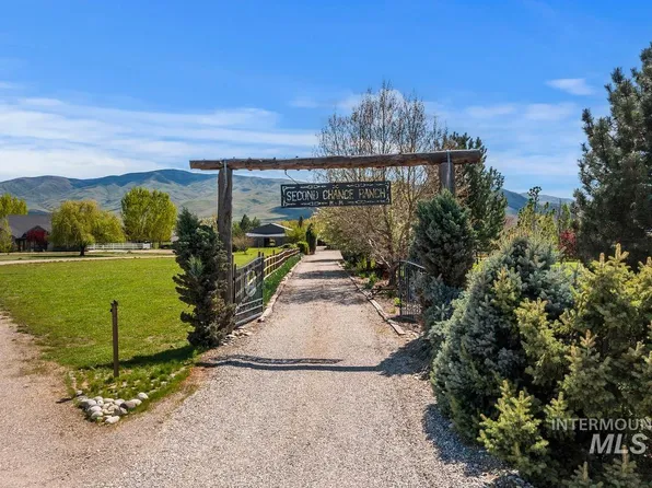 9415 N Highway 52, Horseshoe Bend, ID 83629