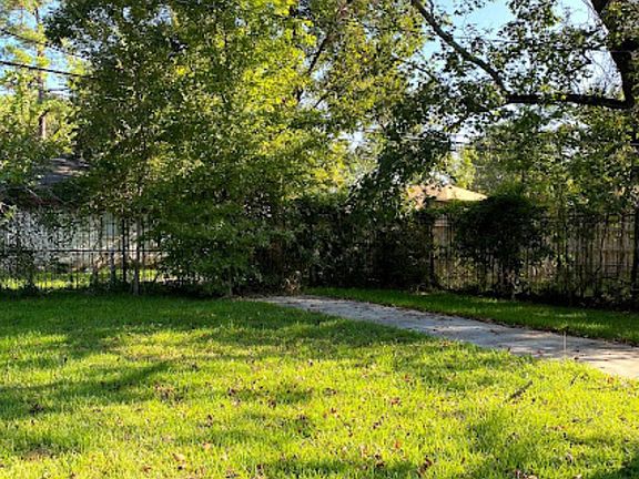 3rd image of 9235 Kentshire Dr #B