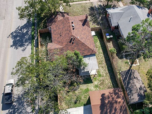 3rd image of 647 AVANT AVE