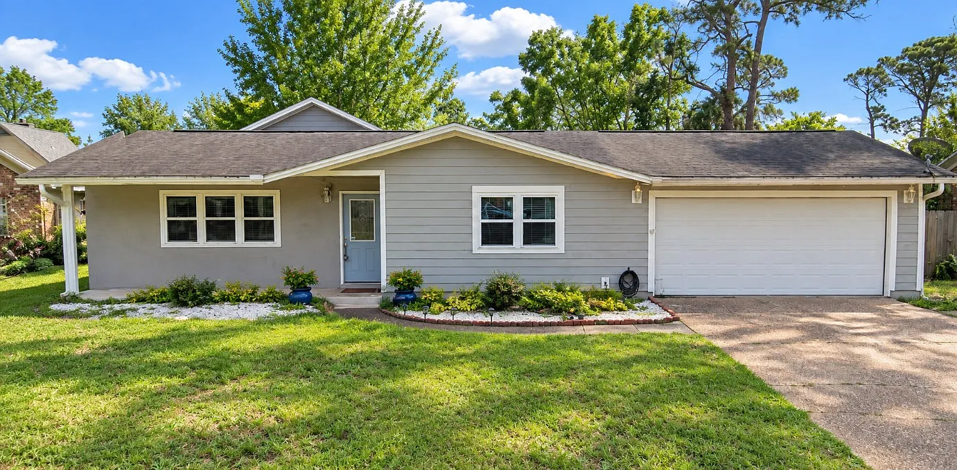 11925 Longwood Drive - 1 — Photo 1