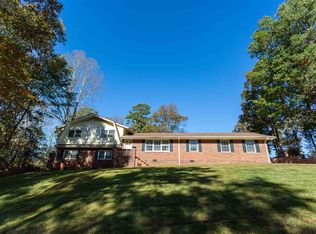 291 Heathwood Dr, Spartanburg, SC 29307