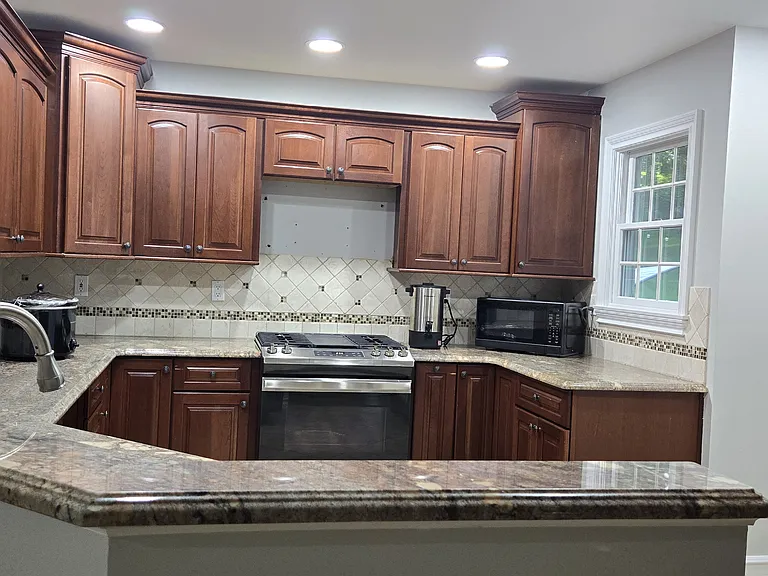 13 Victory Rd — Photo 18