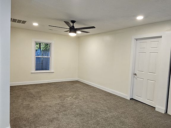 5th image of 2218 W 30th St