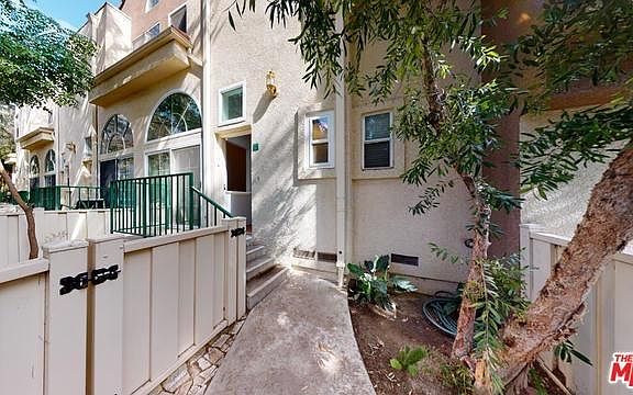 2nd image of 5455 Sylmar Ave APT 1102