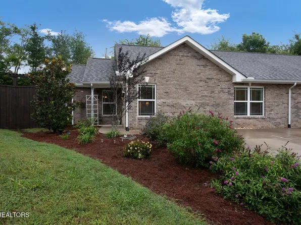 120 Dockery Dr, Maryville, TN 37804