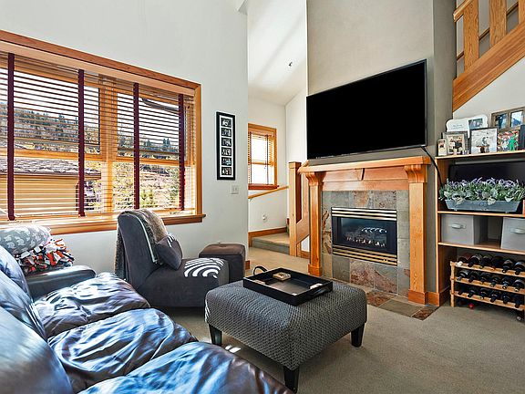 4th image of 655 Deer Valley Dr #24