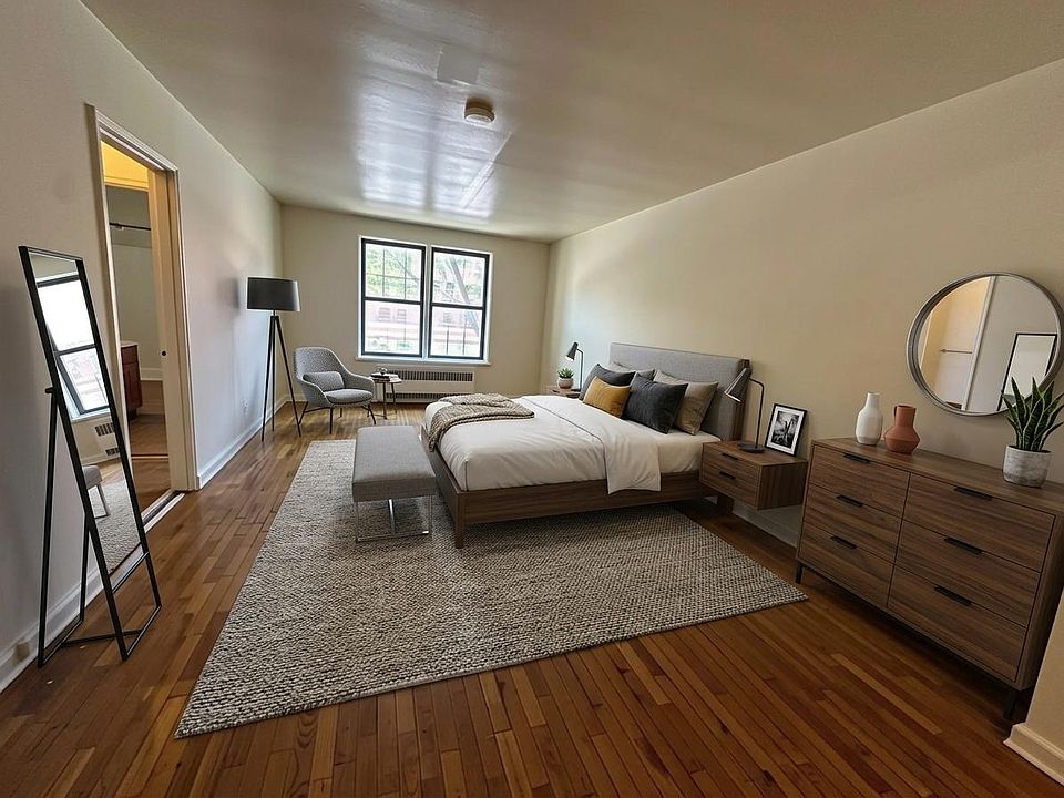 1st image of 647 Albany Ave APT 1H