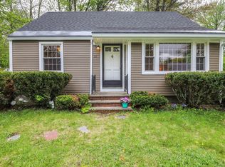 25 Woodvale St, Portland, ME 04102