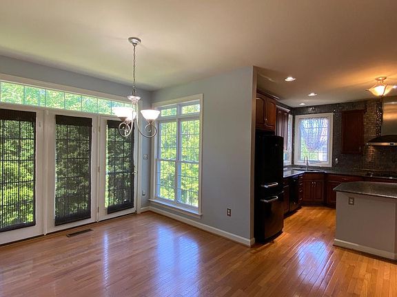 4th image of 3325 Dondis Creek Dr