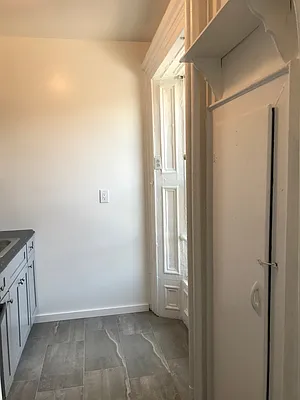 Rented by Awaye Realty Management LLC | media 2