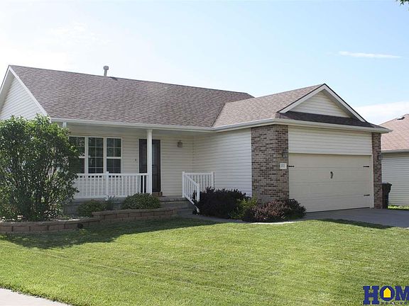 2nd image of 4833 NW Fairway Dr