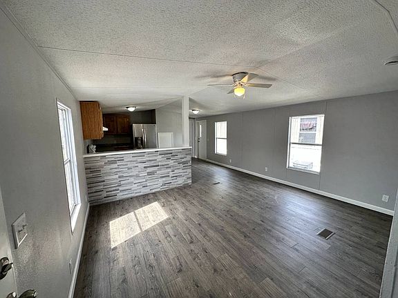 2nd image of 13535 Sralla Rd Trailer 3