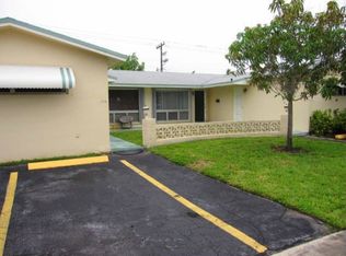 1114 NE 2nd St, Hallandale Beach, FL 33009