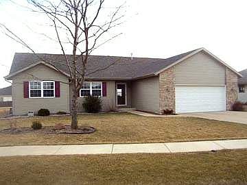 1st image of 1568 Surrey Dr