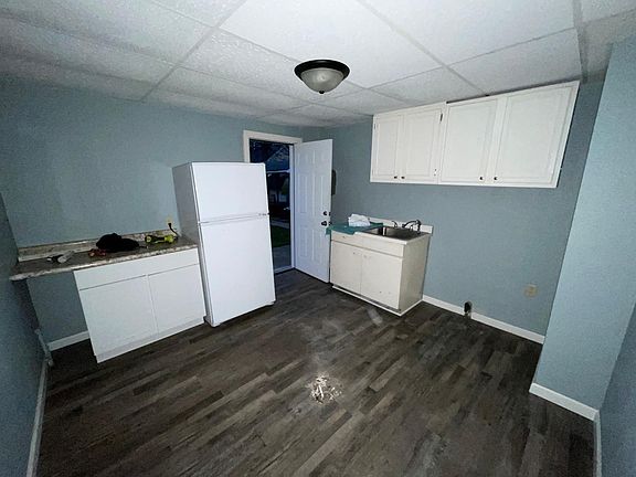 4th image of 630 W Greene St