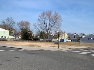 129 Atlantic St, Gloucester City, NJ 08030