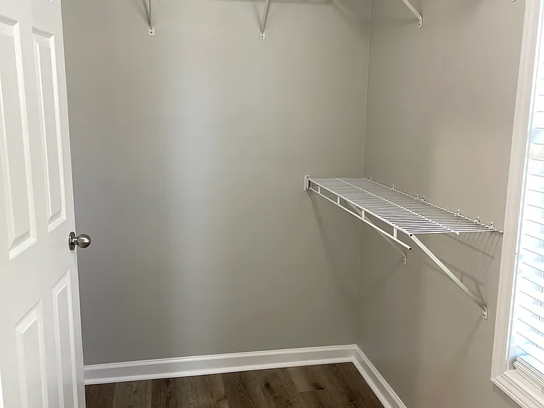 166 Rosemont Ct — Photo 33