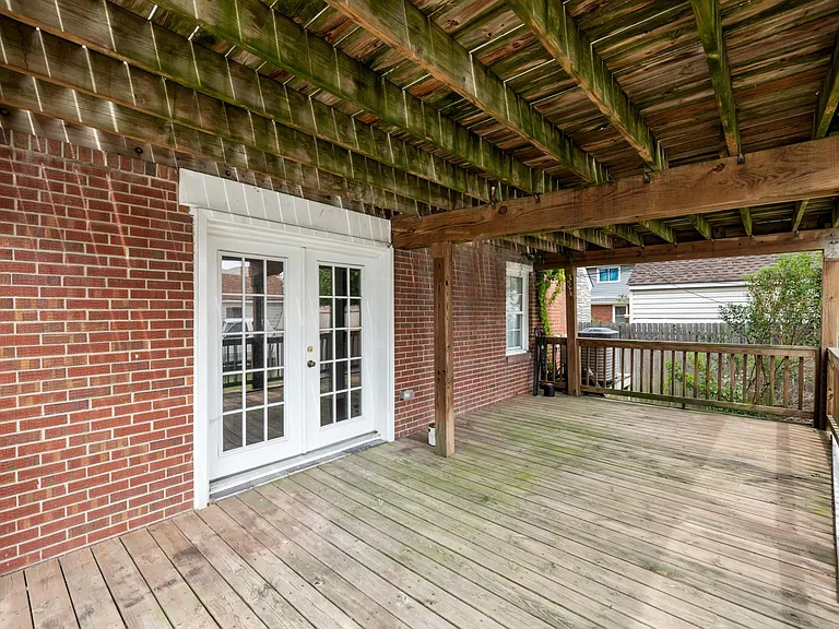 1345 Bayville Ct #2 — Photo 17