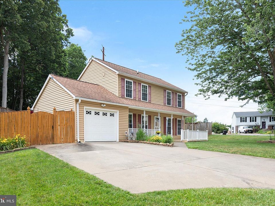 1st image of 5702 Sailstone Ln