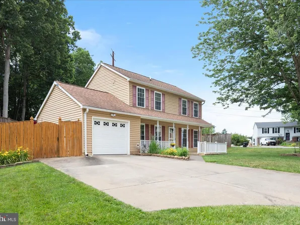 5702 Sailstone Ln, Woodbridge, VA 22193