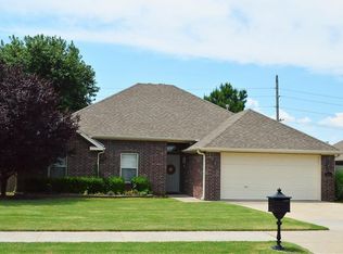 7439 Haydens Way, Springdale, AR 72762