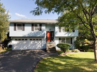 4558 Odell Pl, Jamesville, NY 13078
