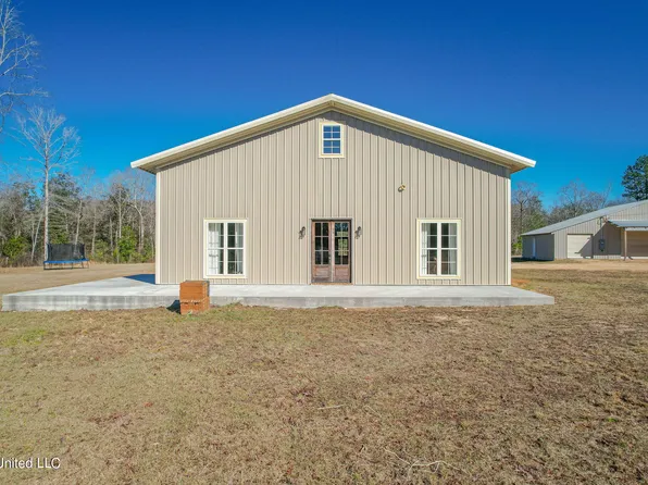 2900 Purvis Oloh Rd, Sumrall, MS 39482