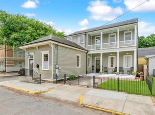 1000 8th St, New Orleans, LA 70115