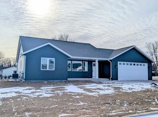 709 Bessy Ln, Chilton, WI 53014