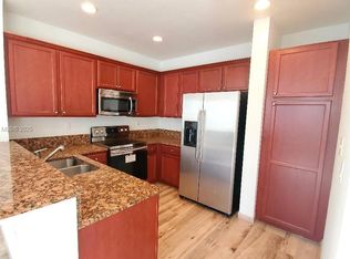 265 Las Brisas Cir #265, Fort Lauderdale, FL 33326
