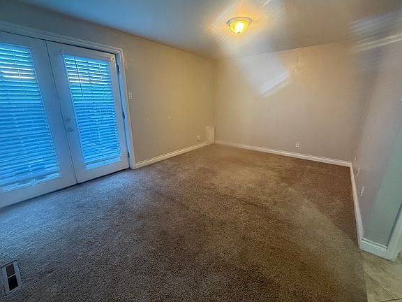 3rd image of 13963 E Jewell Ave