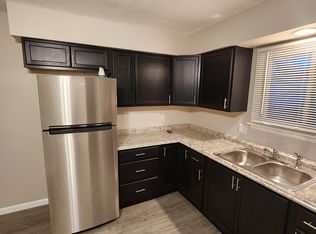 1907 E Washington St APT B, Urbana, IL 61802