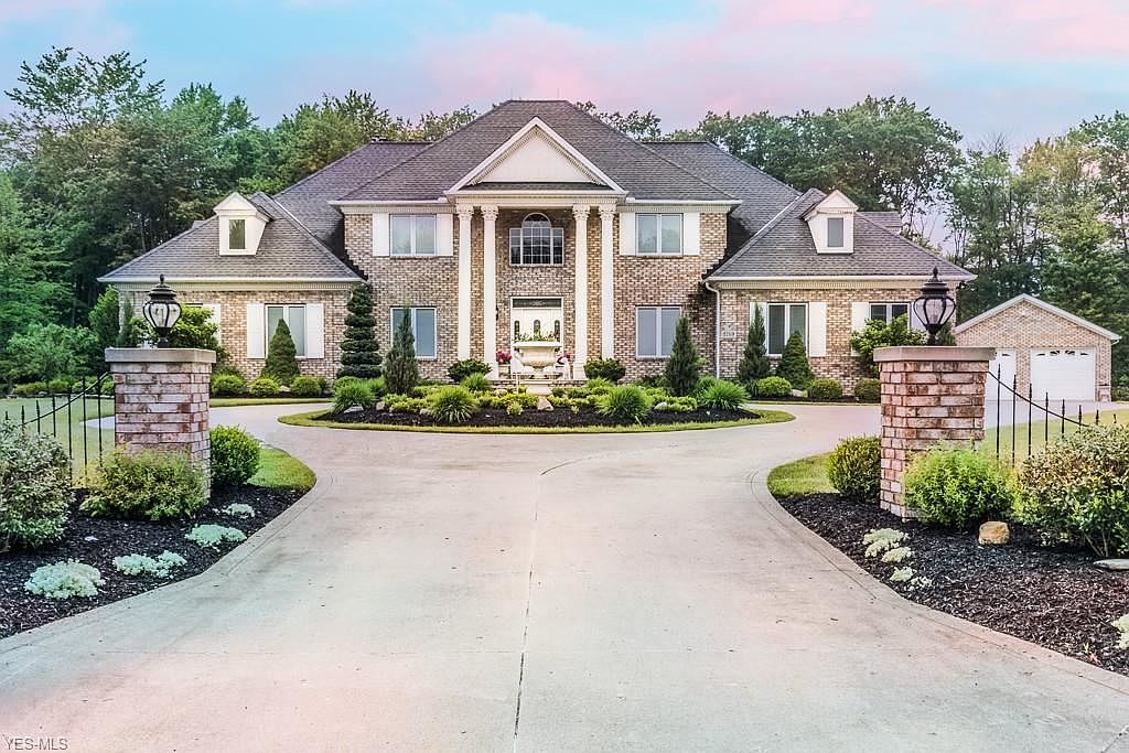 k.s ♡ 8769 Kinzie Jos Way, Manhattan, KS 66502 | Zillow