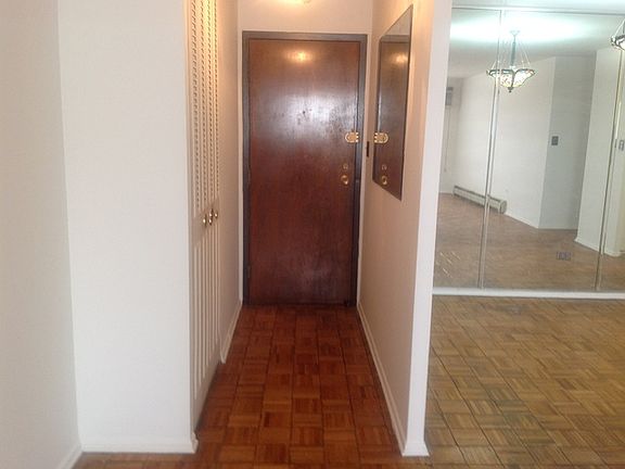 4th image of 5510 Lincoln Ave #B401