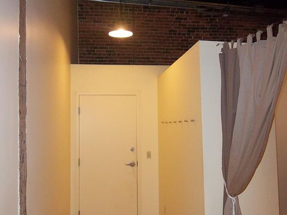 4th image of 222 Bolivar St Fl 2nd