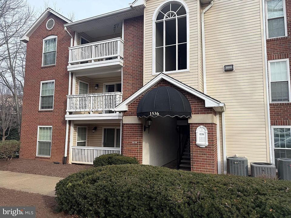 1st image of 1536 Lincoln Way Suite 101