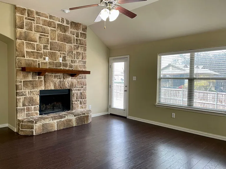 605 Knollwood Trail Ct — Photo 5