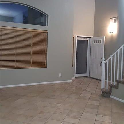 5th image of 2349 Sterling Heights Dr