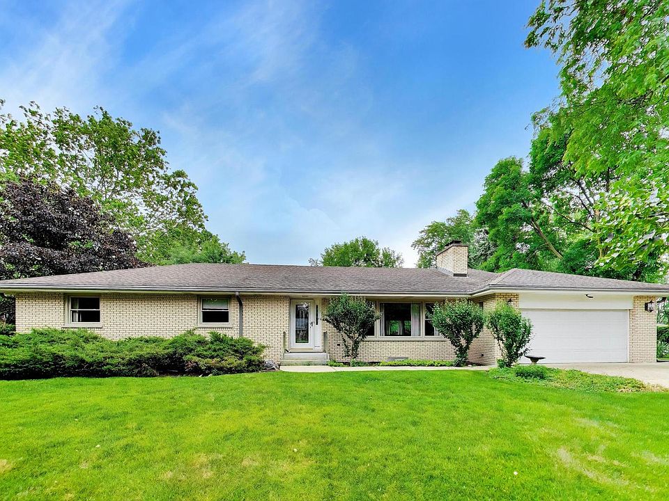 1st image of 1015 Sherwood Dr
