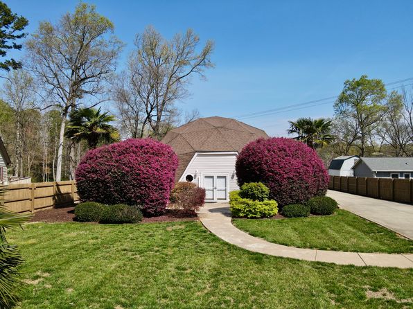7977 Lucky Creek Ln