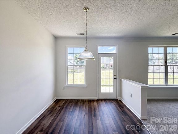 3rd image of 107 Elrosa Rd