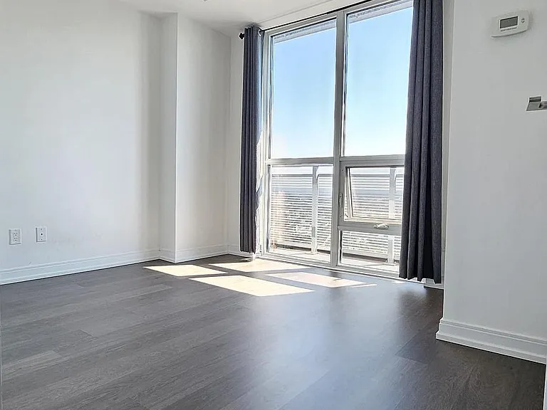 255 Village Green Sq #3309 — Photo 11