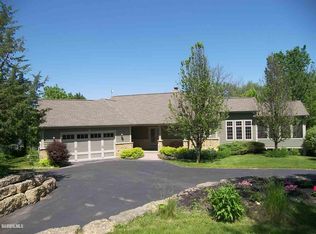 141 W Glen Hollow Rd, Galena, IL 61036