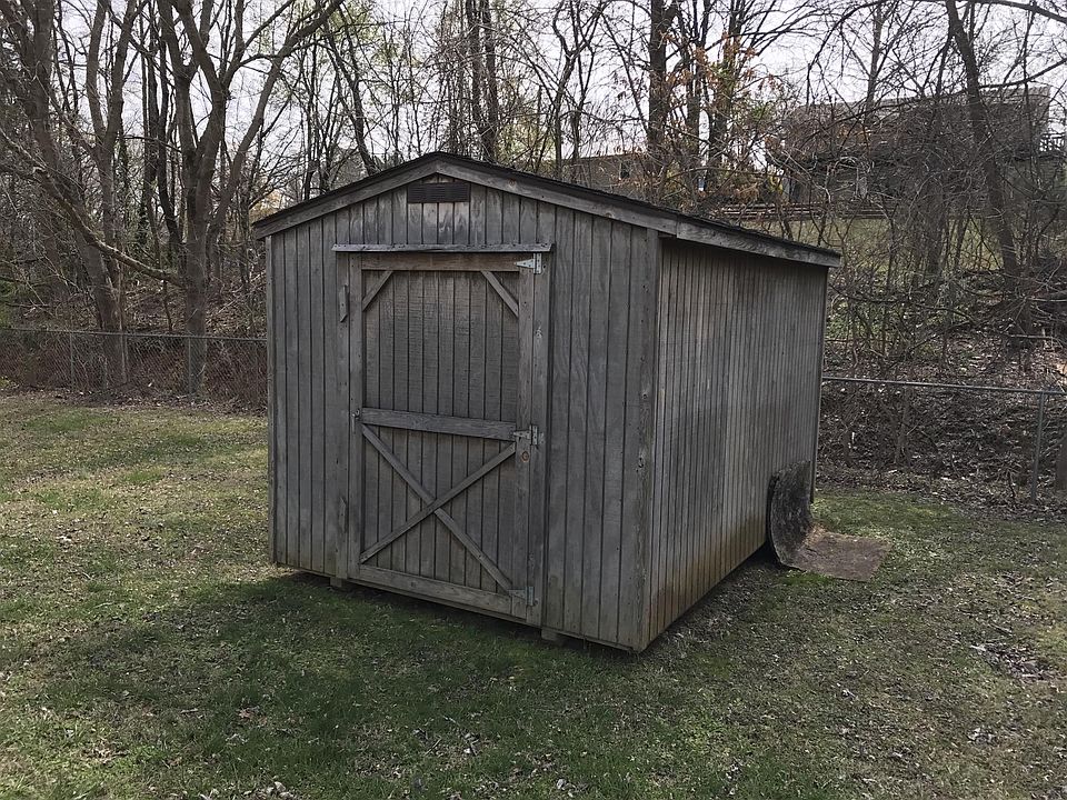 2nd image of 1548 Cherry Tree Dr