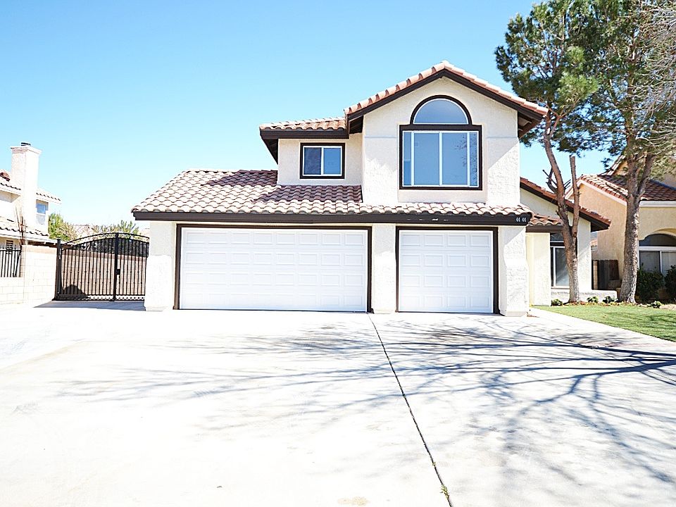 1st image of 44444 Avenida Del Playa